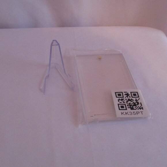 2023 Panini Select TURBOCHARGERED PUKA NACUA Los Angeles Rams Mag & Stand - Picture 5 of 6